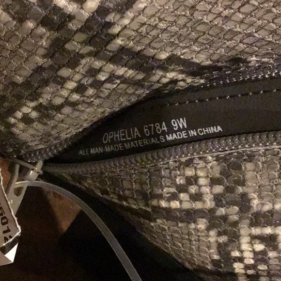 NTW Snakeskin Cloudwalkers by Avenue - Picture 4 of 5